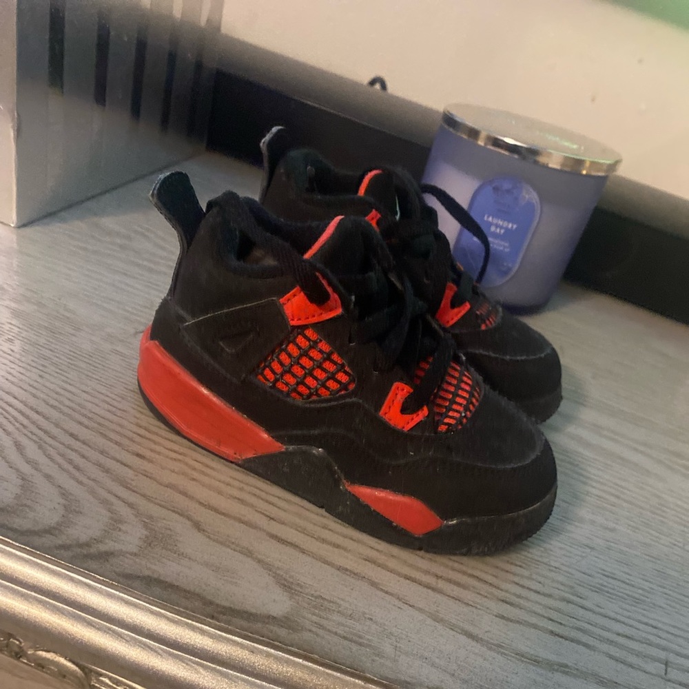 Jordan Retro 4 toddler